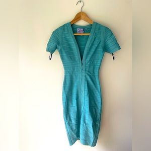 Herve Leger authentic blue tide mini v-neck dress with front zipper. Size XXS